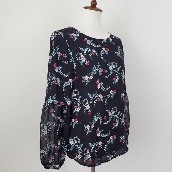 LC Lauren Conrad Snow White Sequin Apple Top - Picture 7 of 11